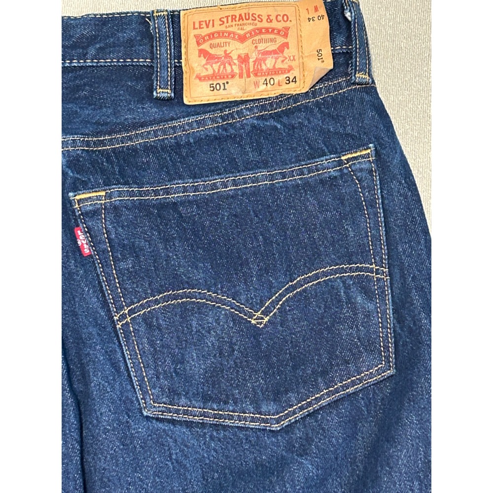 Levis 501 Original Fit Jeans Mens 40x34 Dark Wash Straight Leg Button Fly Denim - Picture 8 of 9